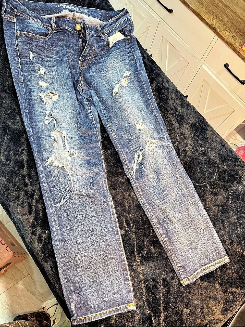 American Eagle Outfitters American Eagle Super Stretch Jegging Distressed Blue